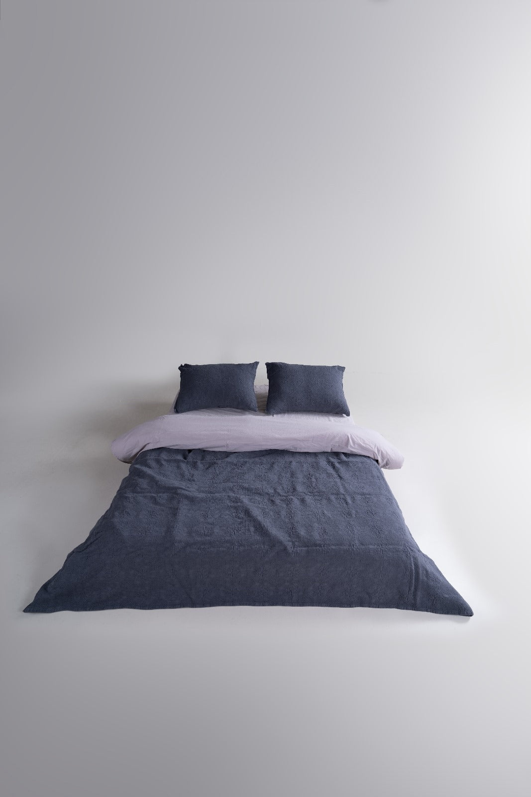 Midnight Woven Set – Deep Indigo Jacquard Bedspread & Pillowcases
