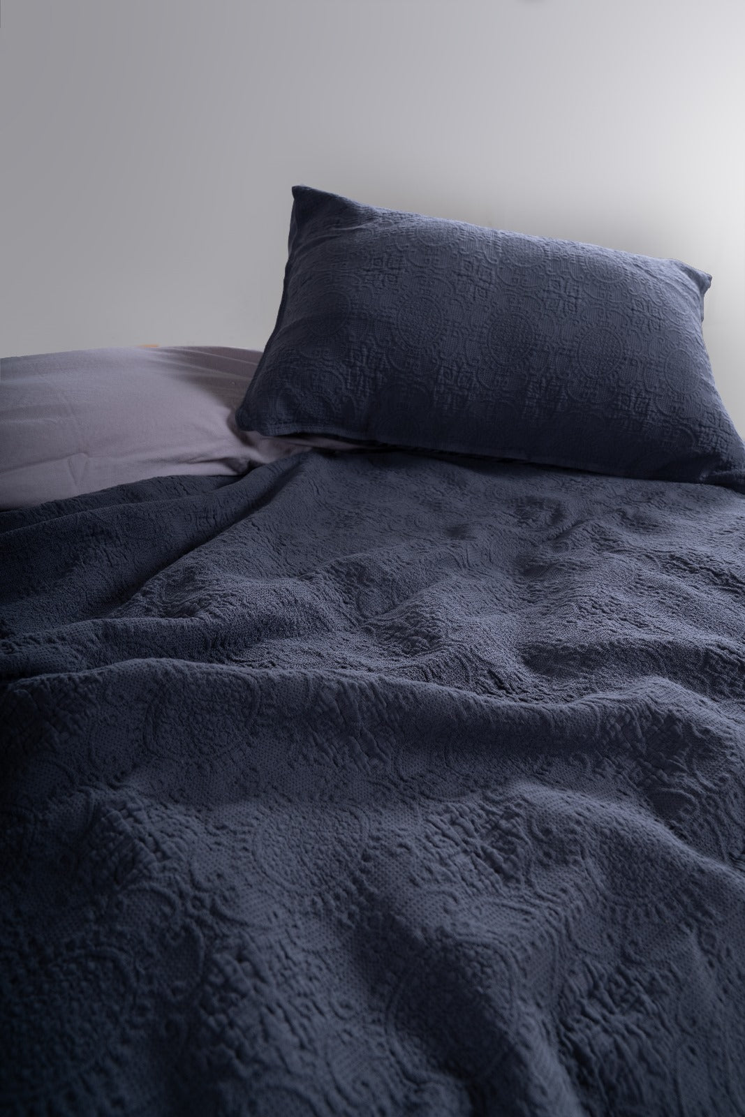 Midnight Woven Set – Deep Indigo Jacquard Bedspread & Pillowcases