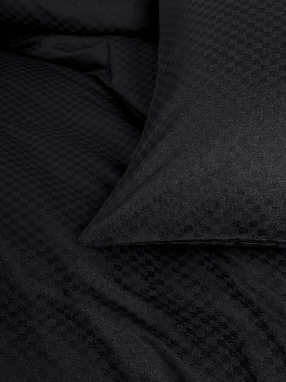 Timeless Collection Duvet Cover Set – Silk Black | OEKO-TEX® Certified | 100% Cotton Ranforce – 144 TC