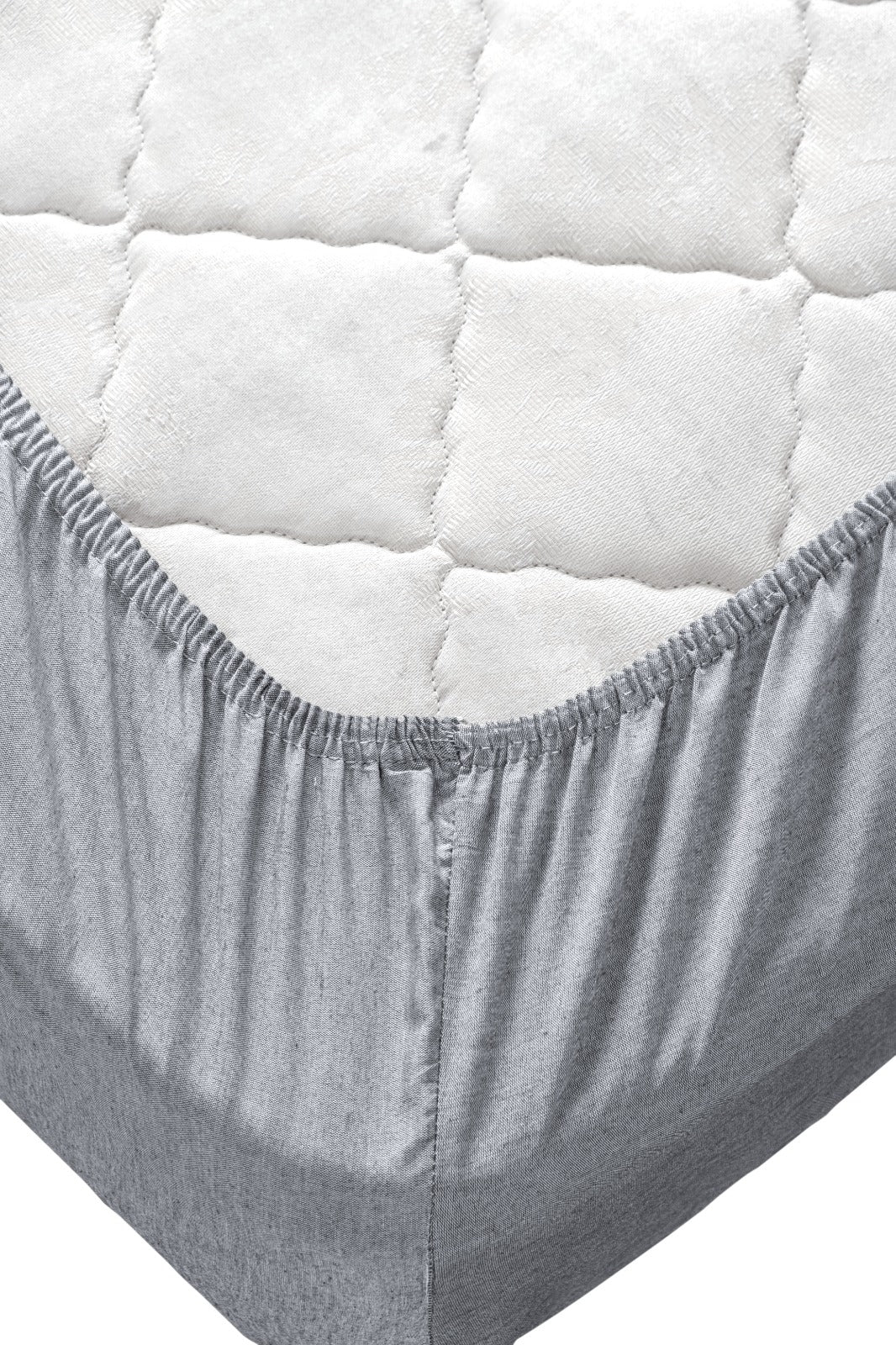 Modern Minimalist Bedding Set with Fitted Sheet - Sleek Bedroom Decor, Soft Fabric, Stylish Design