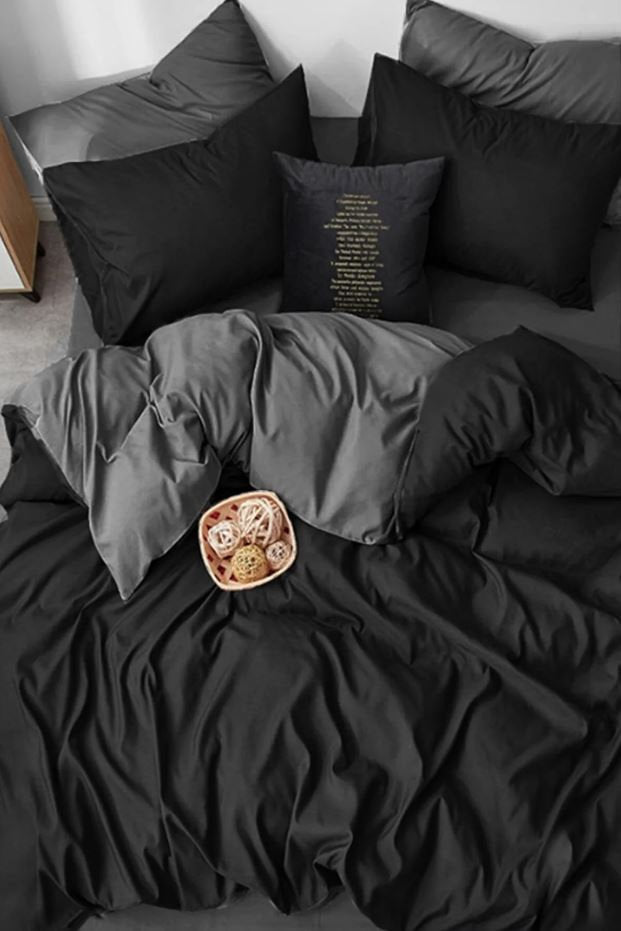 Black and Gray Modern Minimalist Bedding Set with Fitted Sheet - Sleek Bedroom Decor, Soft Fabric, Stylish Design Cotton Bedlinen Set