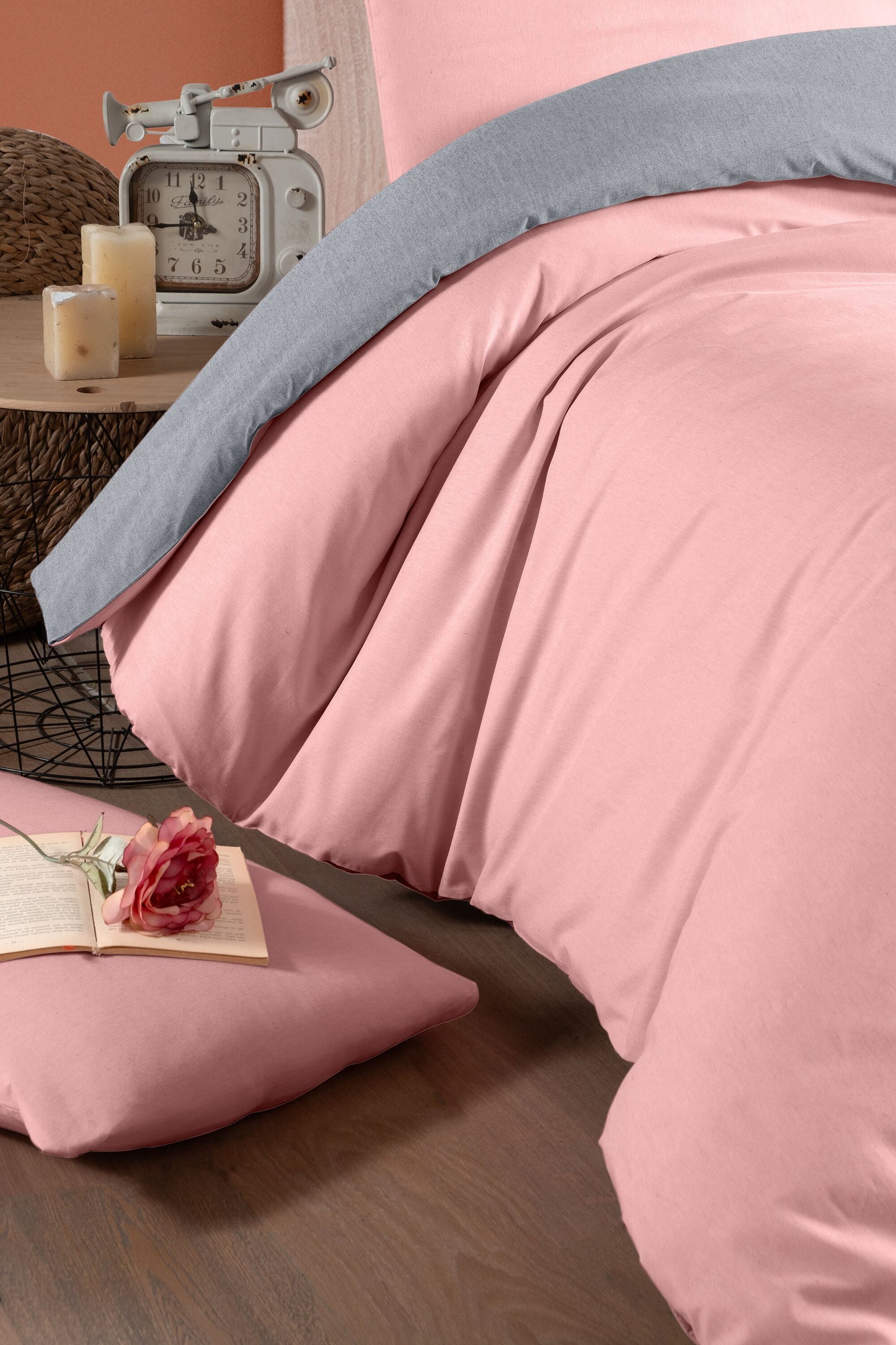 Salmon and Gray Modern Minimalist Bedding Set with Fitted Sheet - Sleek Bedroom Decor, Soft Fabric, Stylish Design Cotton Bedlinen Set