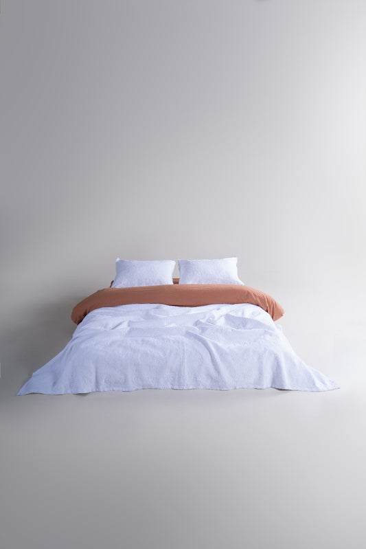 Rilievo Romantic White  - Jacquard Bedspread & Pillowcases