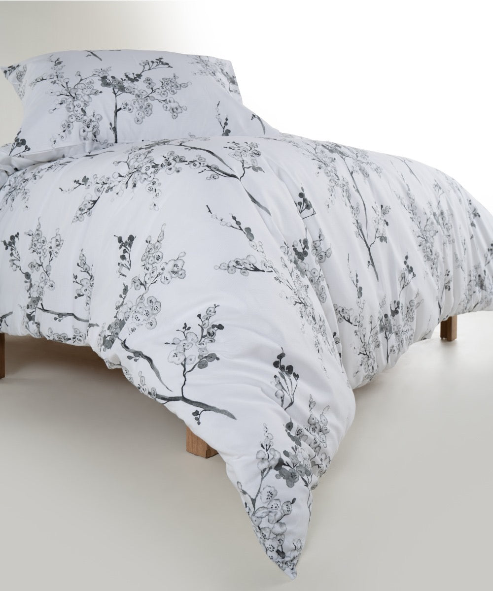 Black & White Floral Bedding Set in 100% Cotton – OEKO-TEX® Certified Botanical Print for Quiet, Timeless Interiors | The Floral Edition by Mila Home