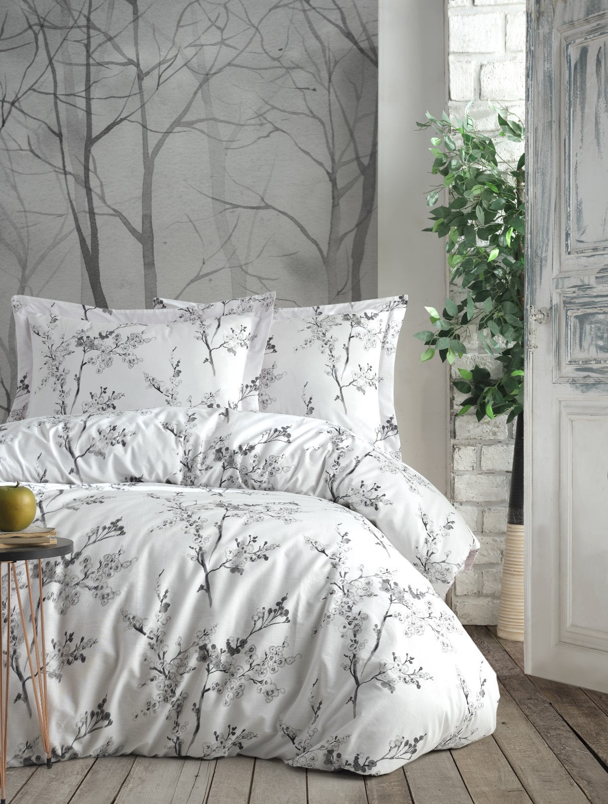 Black & White Floral Bedding Set in 100% Cotton – OEKO-TEX® Certified Botanical Print for Quiet, Timeless Interiors | The Floral Edition by Mila Home