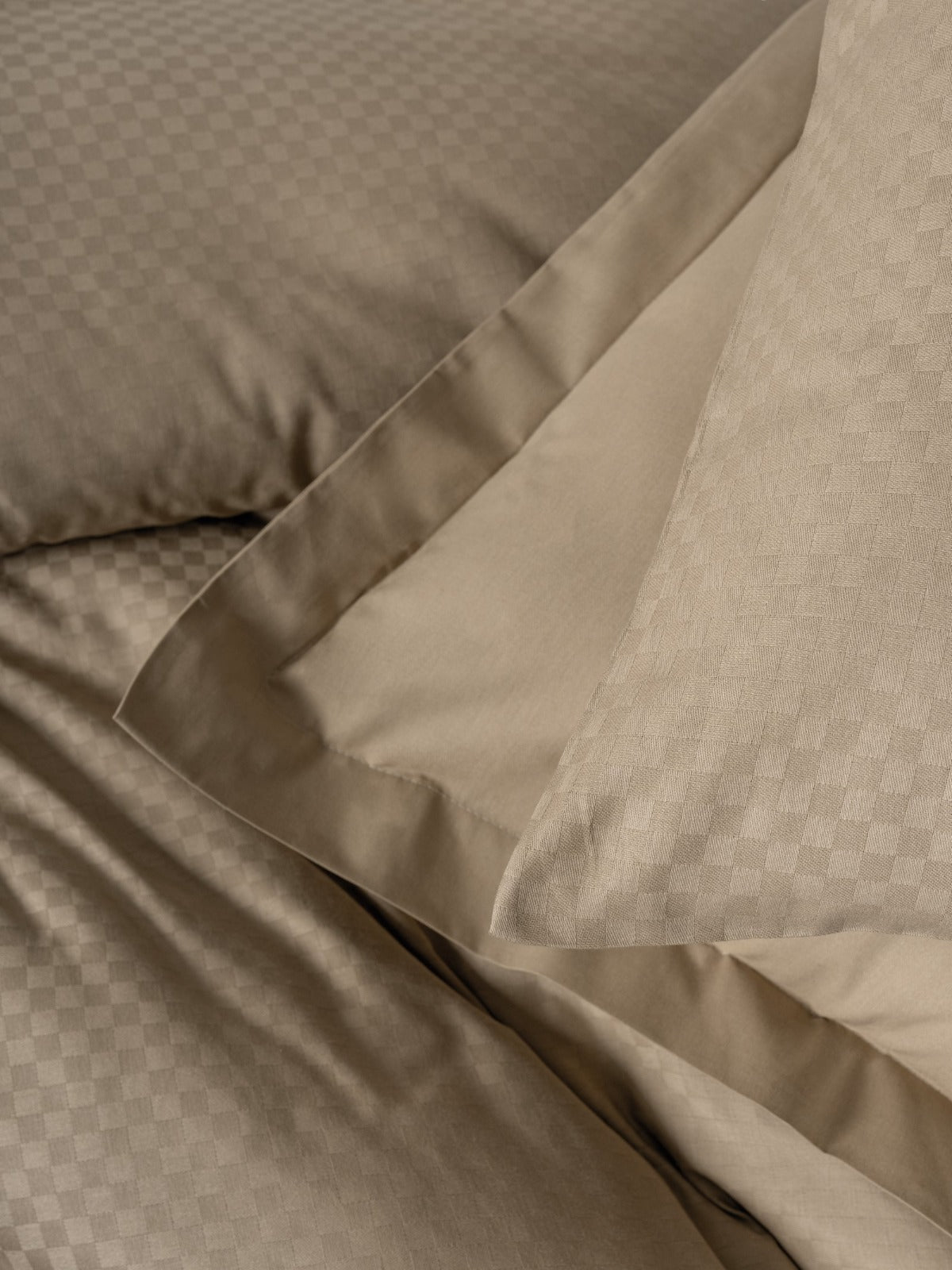 Timeless Collection Checkered Duvet Cover Set – Soft Terra Taupe Beige | OEKO-TEX® Certified | 100% Cotton Ranforce – 144 TC