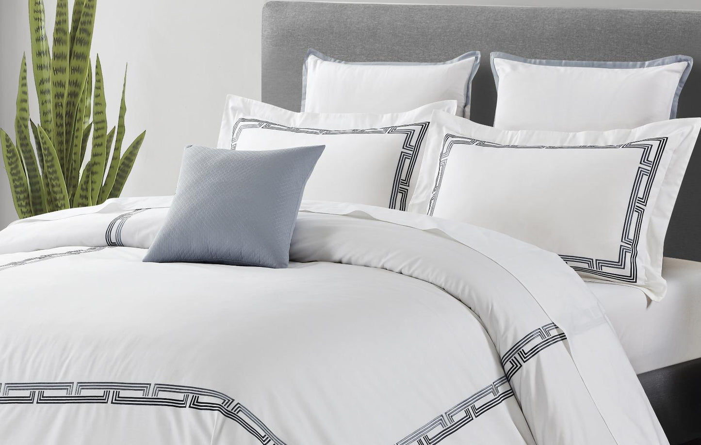 Hotel Collection – Architect Edition | Luxury Cloud White Bedding Set with Geometric Embroidery – 300 Thread Count Premium Cotton – 6-Piece Duvet Cover Set