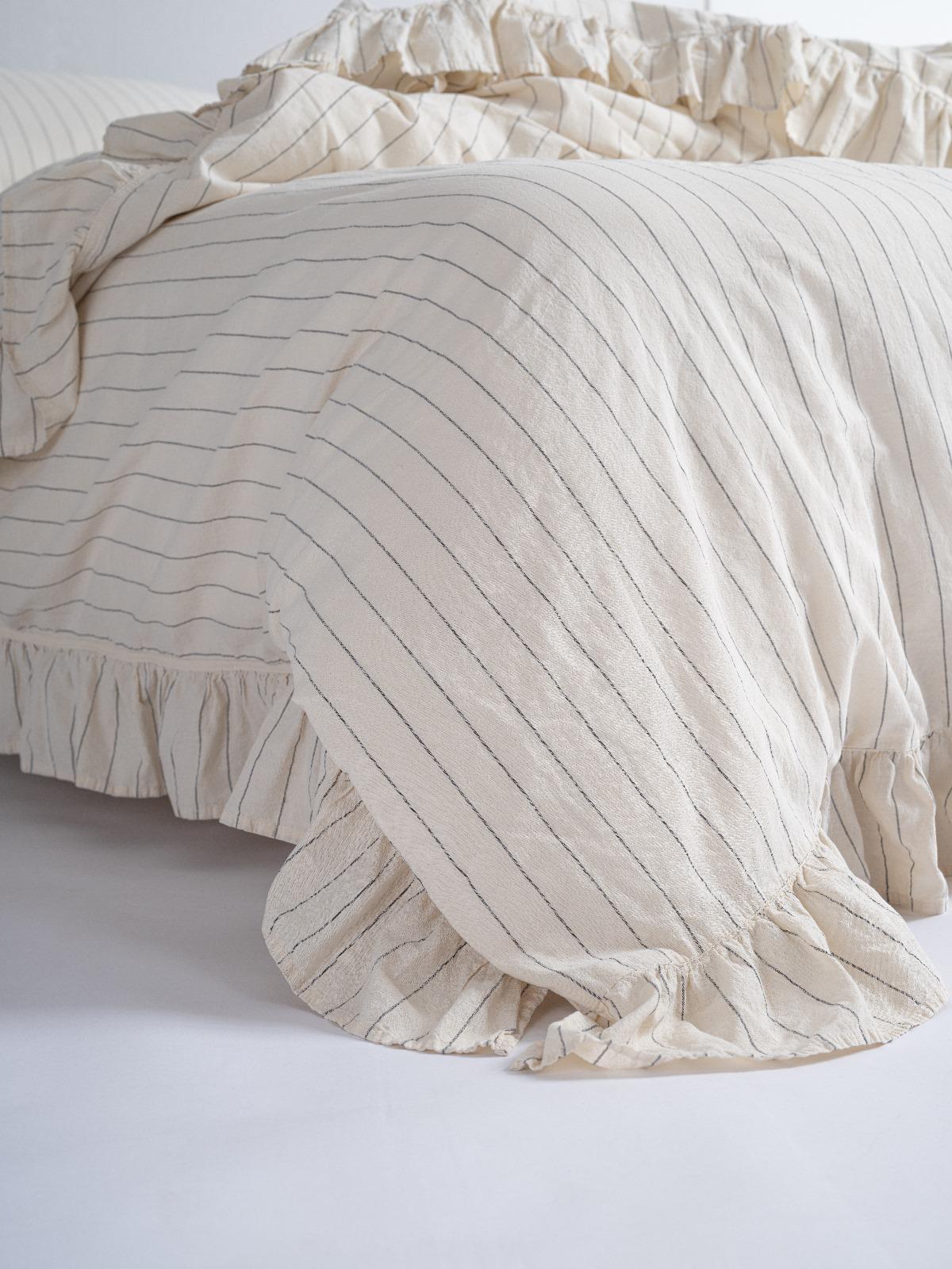 Soft Garment Washed Collection – Ruffle Cotton Bedding Set with Striped Texture Amalia | Mila Home