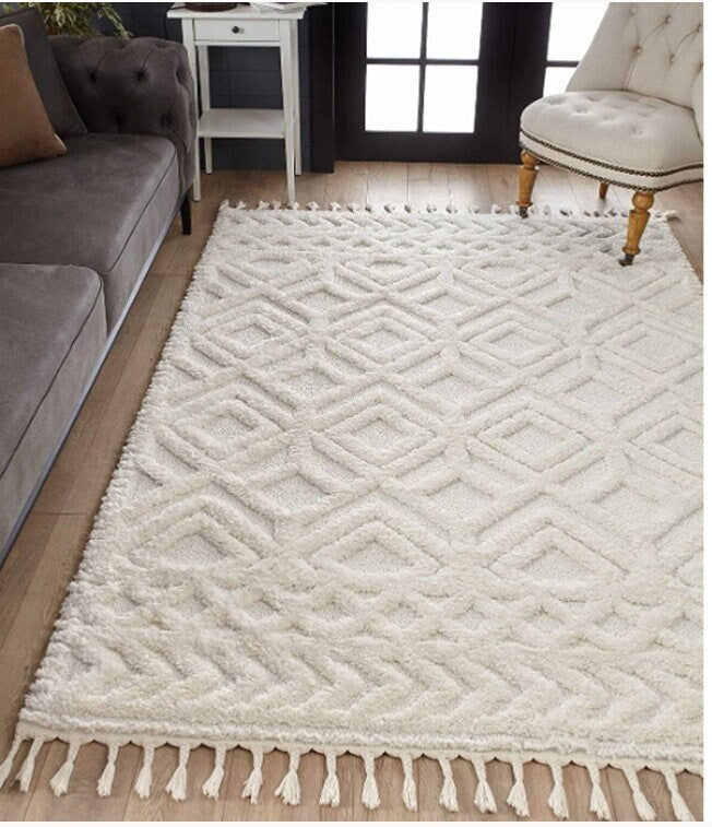 Luxury Scandi Style Modern Area Rug: Square Design with Jute Backing - Elegant White Color, Minimal Abstract Style, Minimal Designs