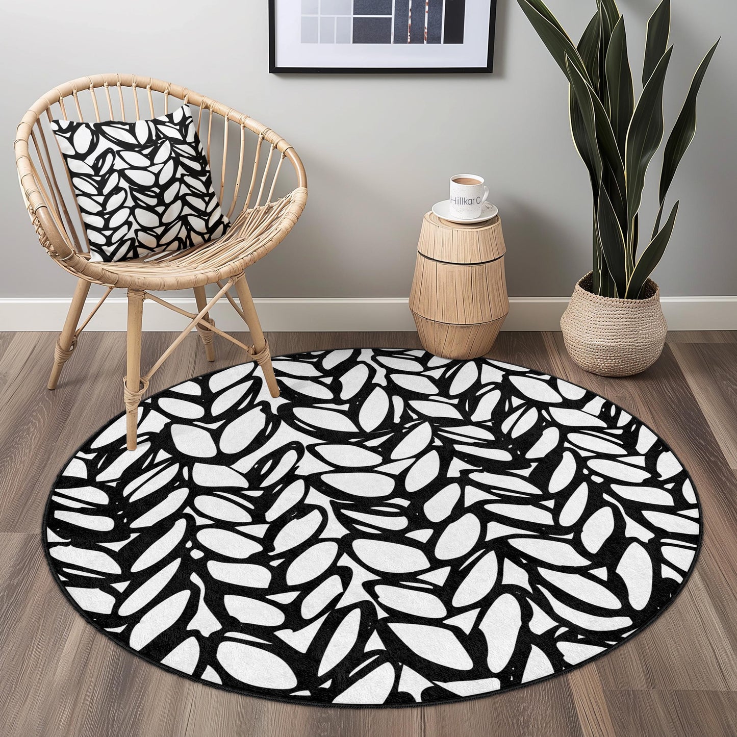 Modern Black and White Leaf Pattern Round Rug, Stylish Home Decor, Area Rug for Living Room, Bedroom, or Office, Unique Floor Mat