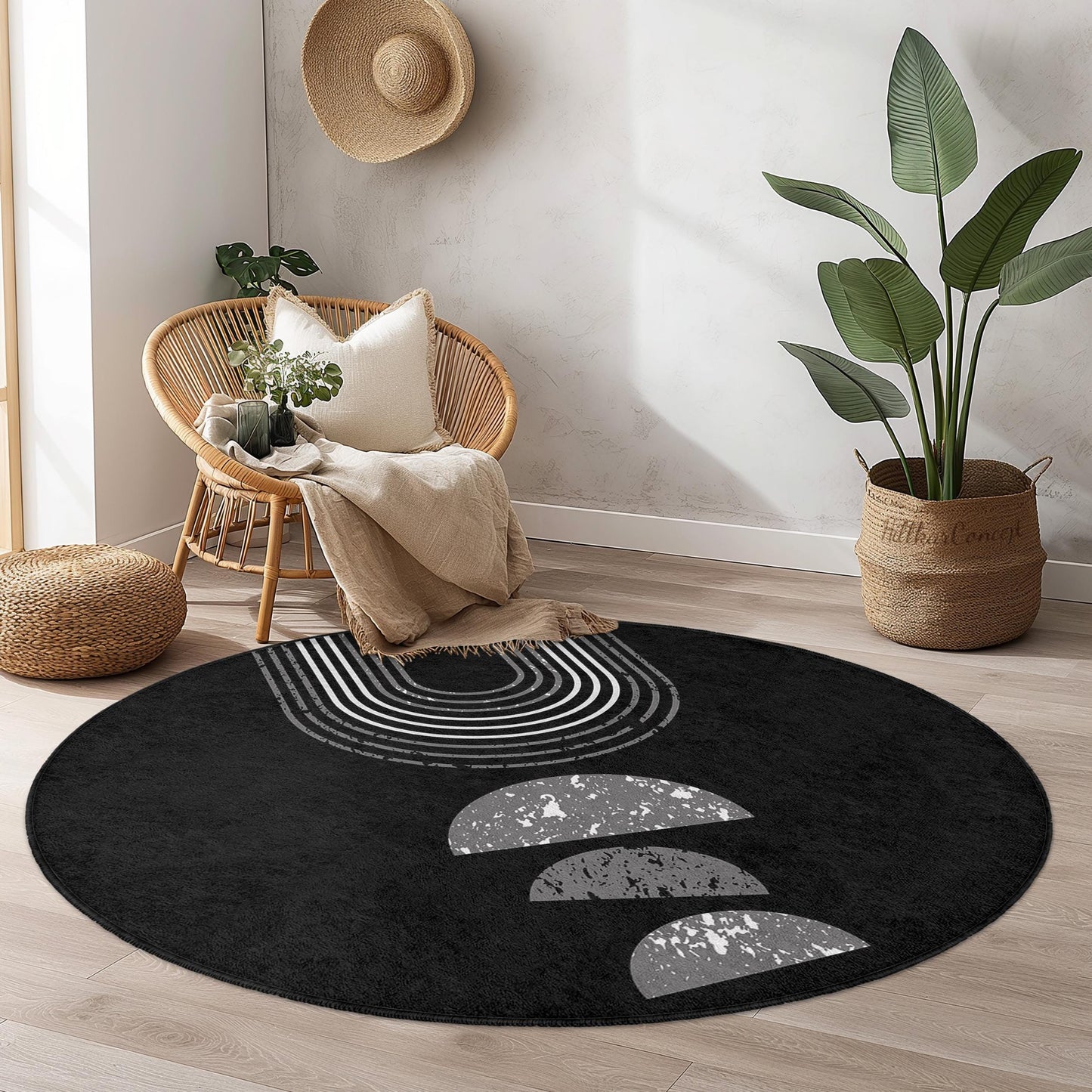 Black and White Geometric Round Area Rug: Modern Minimalist Decor