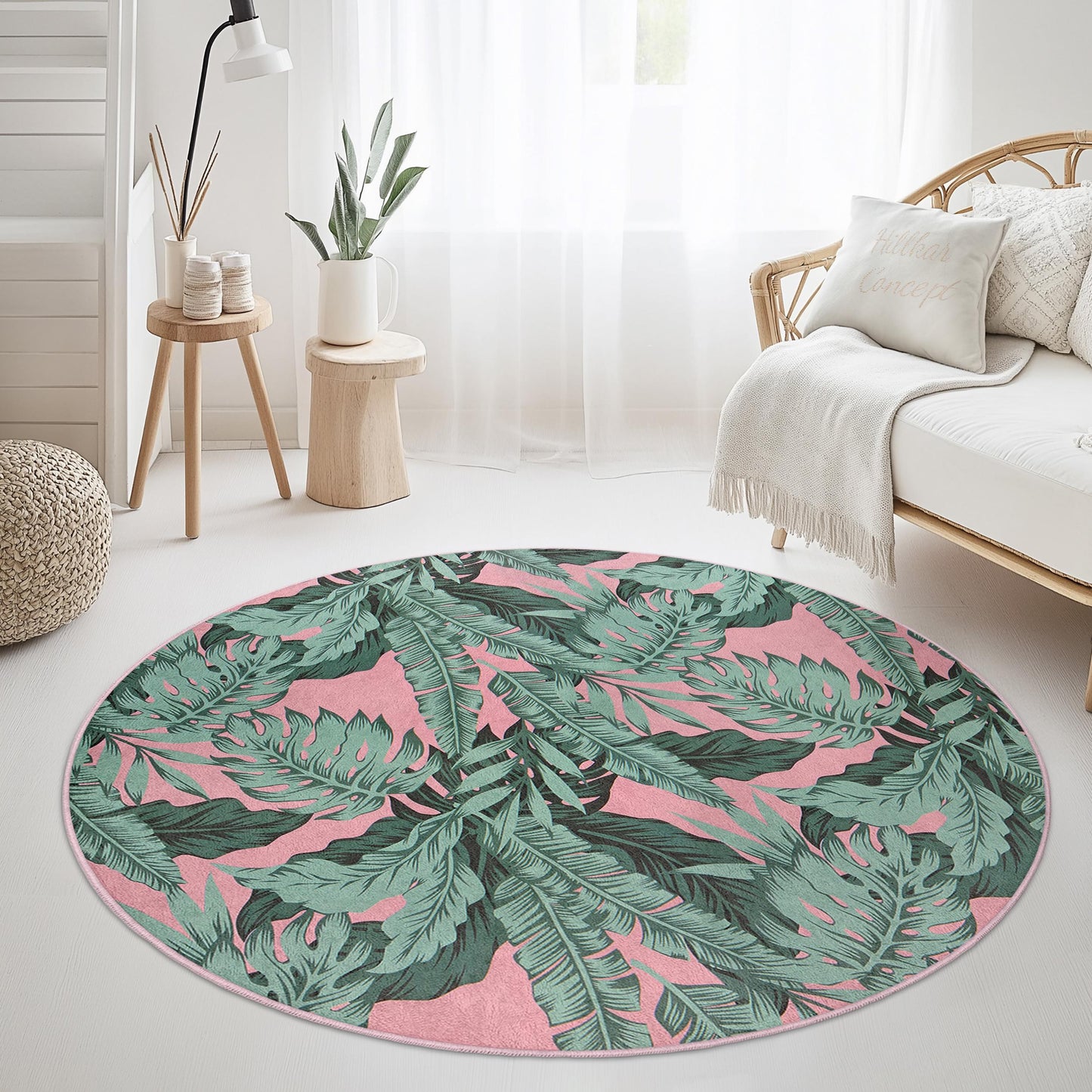 Tropical Leaves Round Area Rug | Soft Cotton Carpet for Living Room | Stylish Home Decor | Machine Washable Floor Mat