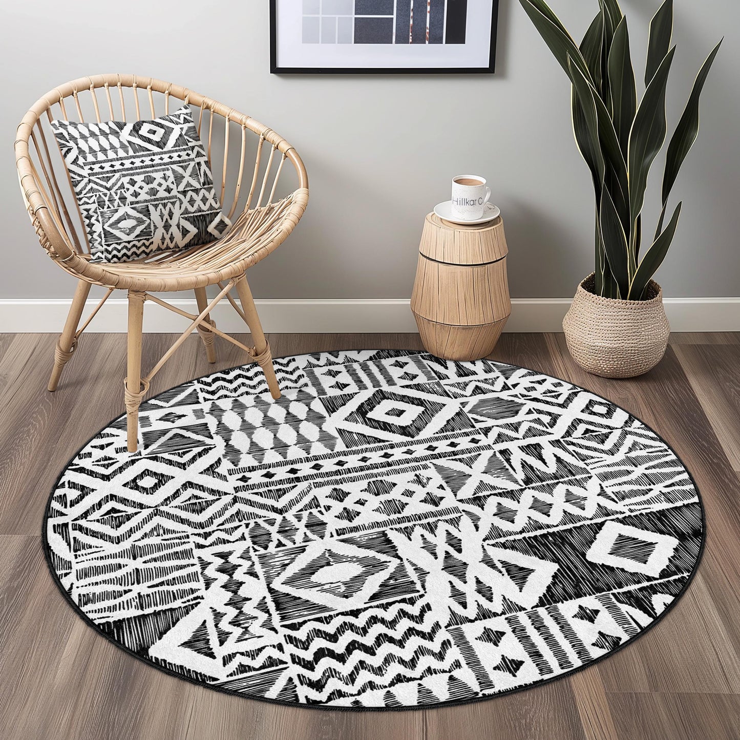 Modern Black and White Geometric Round Area Rug, Stylish Round Carpet for Home Decor, Contemporary Round Rug, Unique Living Room Accent
