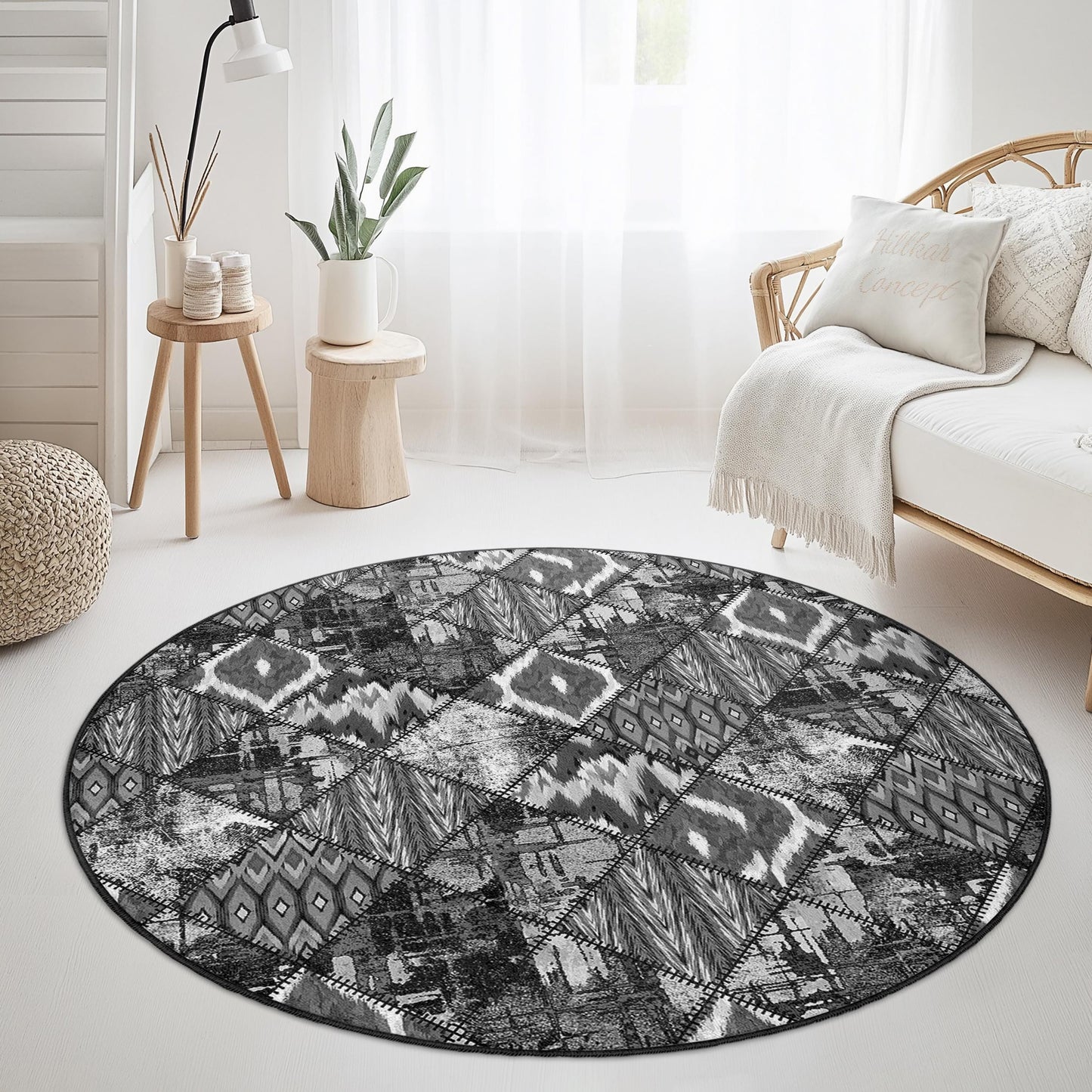Geometric Black and White Round Area Rug, Modern Circle Rug, Boho Chic Living Room Decor, Soft Round Carpet, Stylish Home Accessory