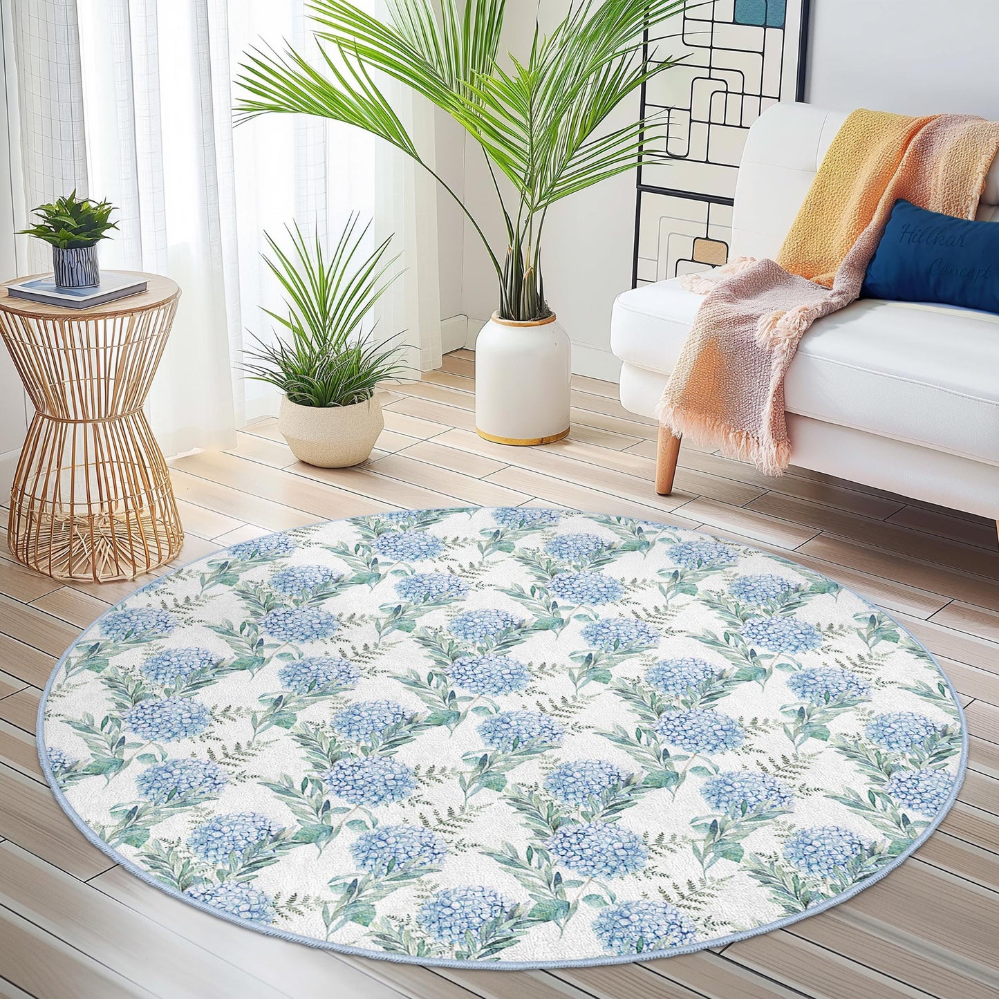 Floral Round Area Rug, Blue Flower Design Carpet, Round Living Room Rug, Soft Floral Decor, Cozy Home Aesthetic Rug