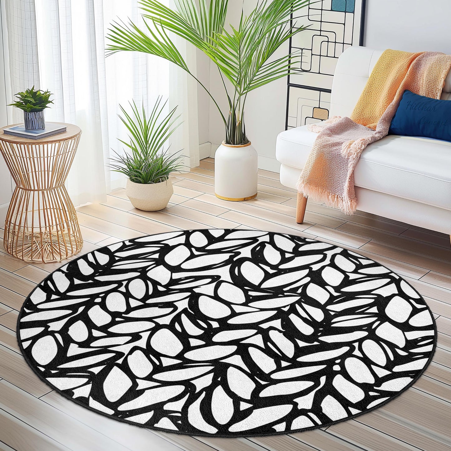 Modern Black and White Leaf Pattern Round Rug, Stylish Home Decor, Area Rug for Living Room, Bedroom, or Office, Unique Floor Mat