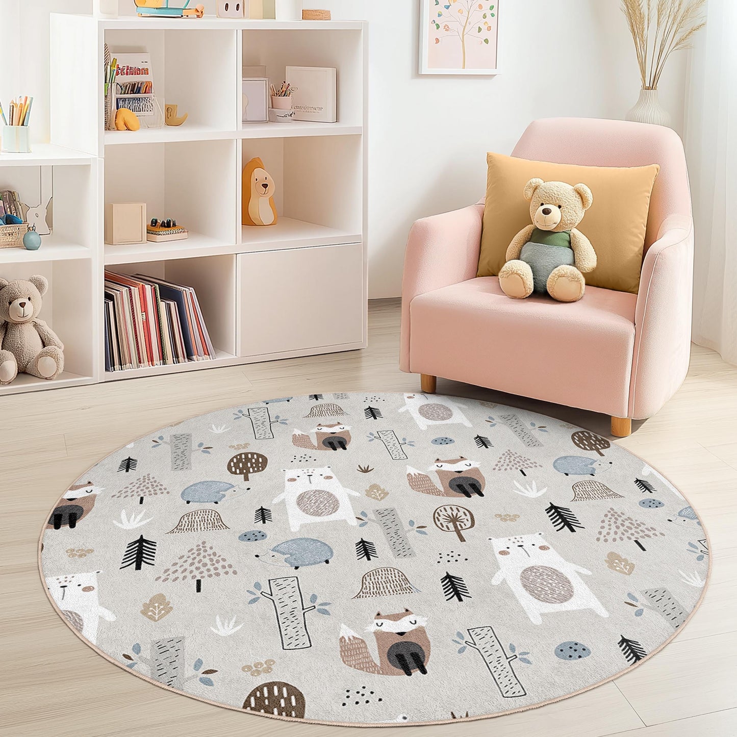 Whimsical Forest Animals Round Kids Rug, Cute Bear and Hedgehog Decor, Children's Room Carpet, Soft Play Mat, Nursery Rug