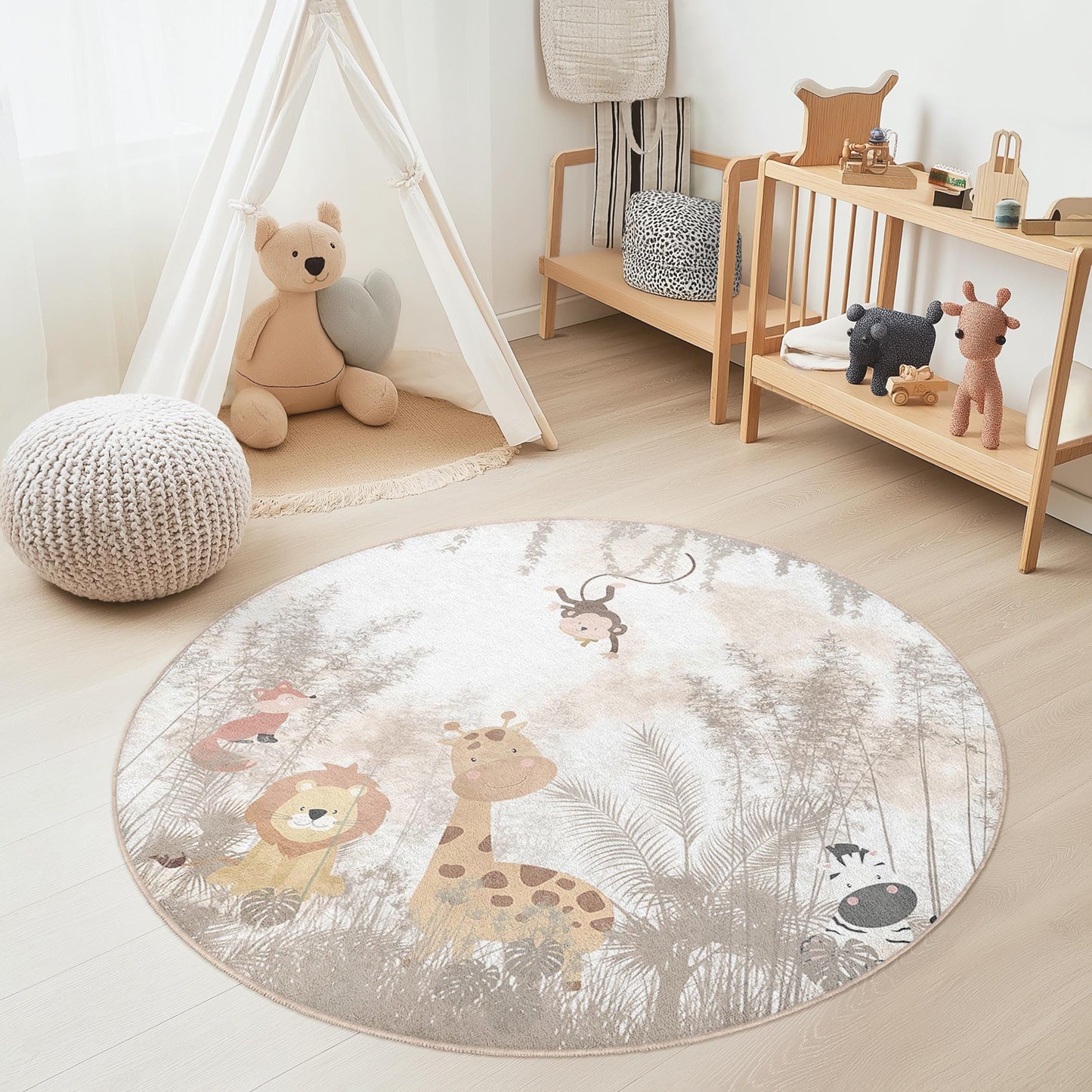 Cute Safari Animals Round Kids Rug, Animal Themed Play Mat, Nursery Decor, Soft Round Carpet for Kids Room, Jungle Animal Rug