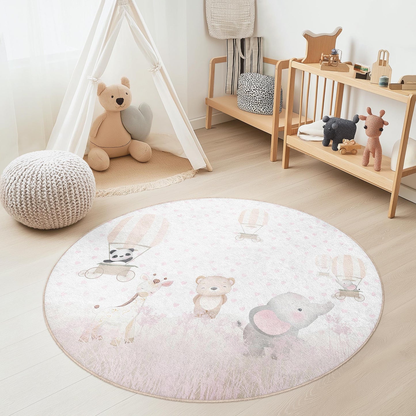 Adorable Animal Hot Air Balloon Round Rug for Kids, Playful Nursery Decor, Soft Round Carpet for Childrens Room, Baby Room Rug